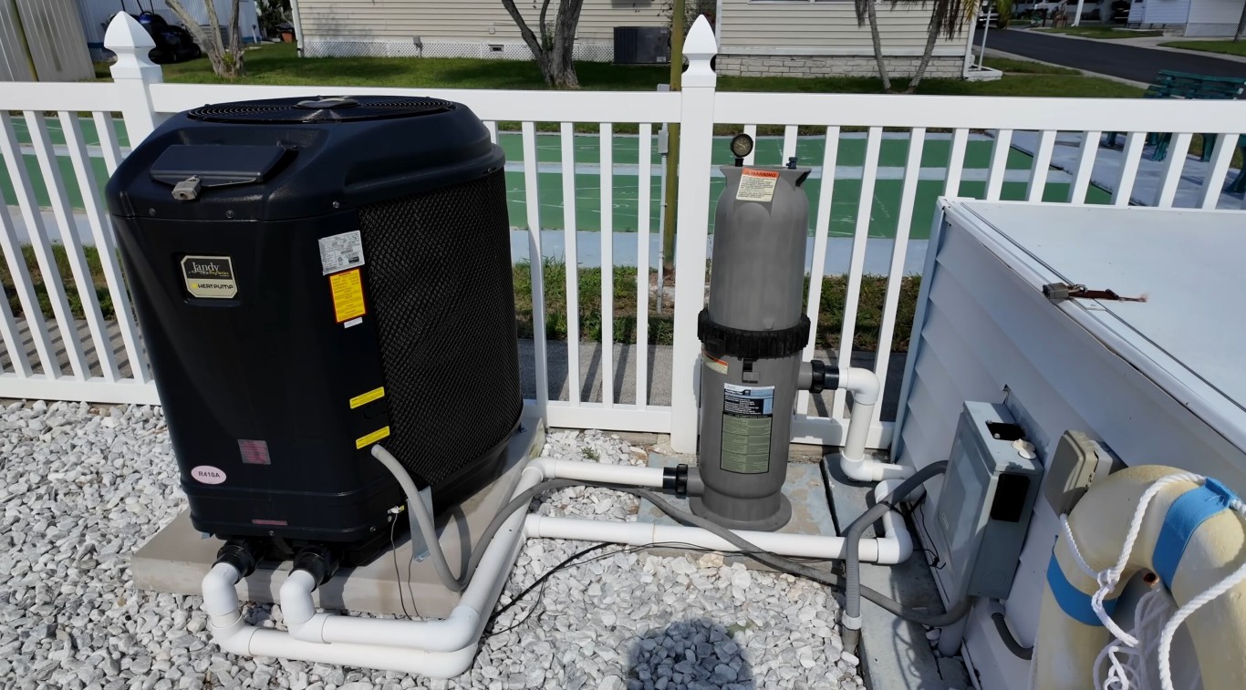 Pool equipment repair and filter cleaning service in Sanford, FL